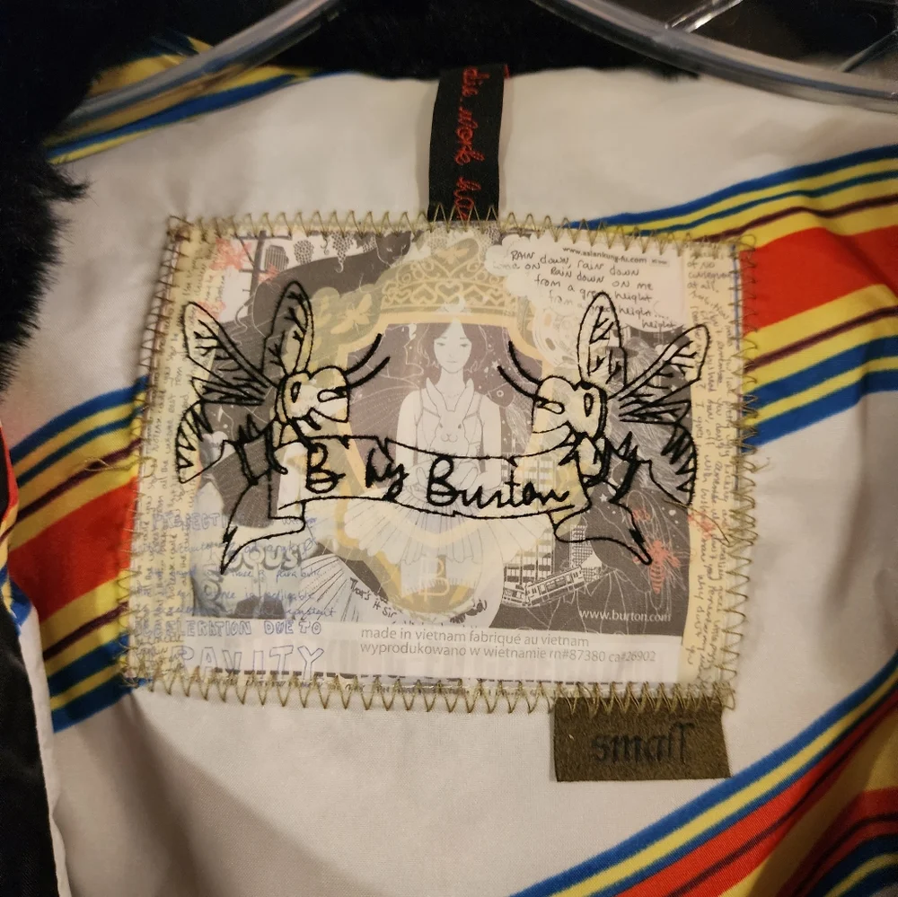 B by Burton Roosevelt Bomber Jacket Women's Small True Black Fun Striped Lining - Picture 5 of 5